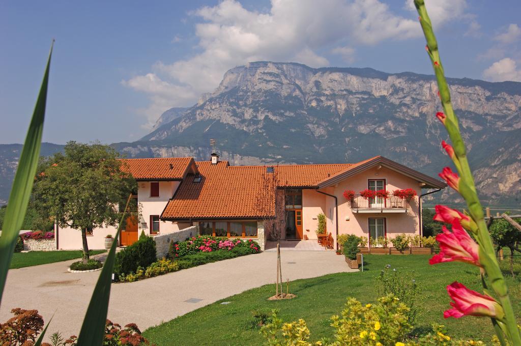 Agriturismo Maso Grener ลาวิส ภายนอก รูปภาพ